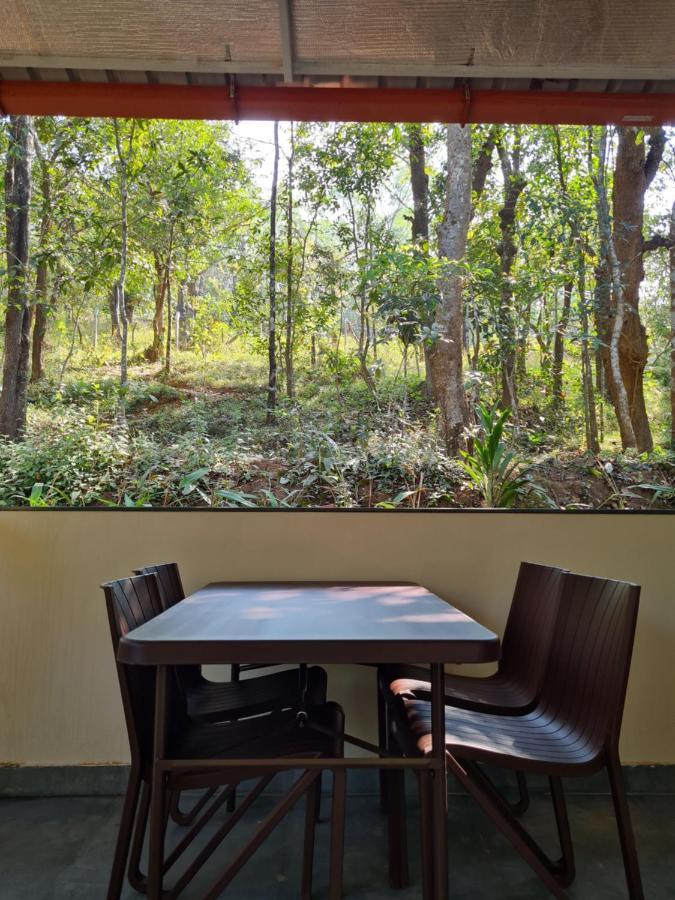 Captain'S Camp Sirsi Exterior foto