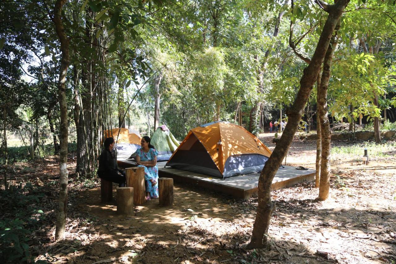 Captain'S Camp Sirsi Exterior foto
